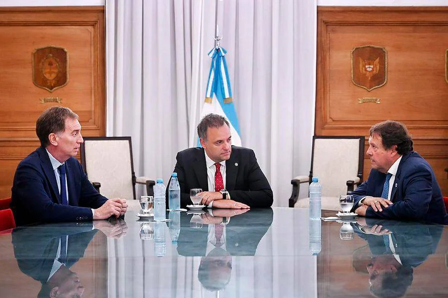 santilli-weretilnek-adorni-ene26